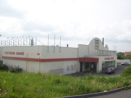 objekt bývalé Delvity Plzeň  - Pohled na objekt supermarketu