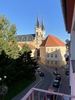 Bytová jednotka 2+kk, ul. Školní, Cheb - Pohled z balkónu vpravo