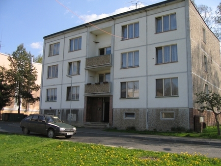 prodej nájemního domu - Pohled na dům